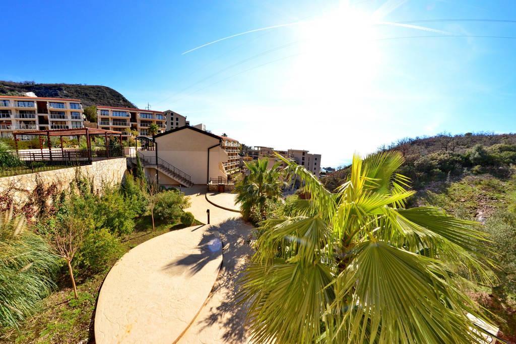 Montetrest Apartments Sveti Stefan Extérieur photo