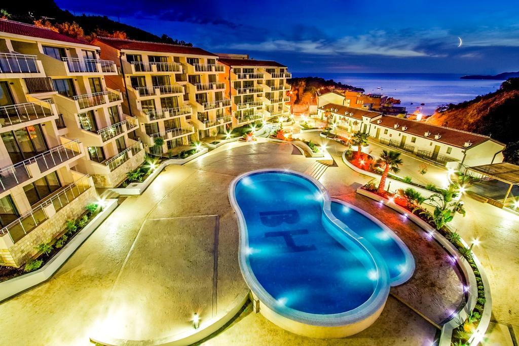 Montetrest Apartments Sveti Stefan Extérieur photo