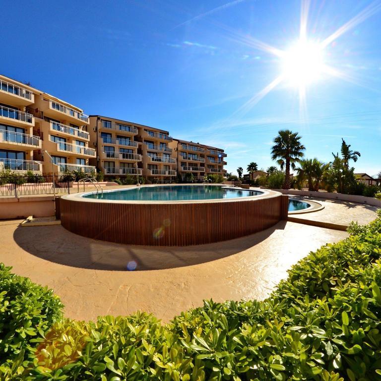Montetrest Apartments Sveti Stefan Extérieur photo