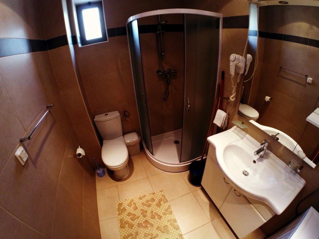 Montetrest Apartments Sveti Stefan Extérieur photo