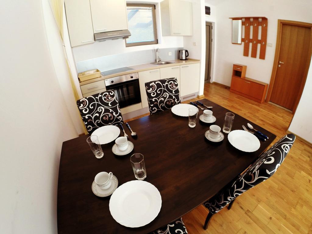 Montetrest Apartments Sveti Stefan Extérieur photo
