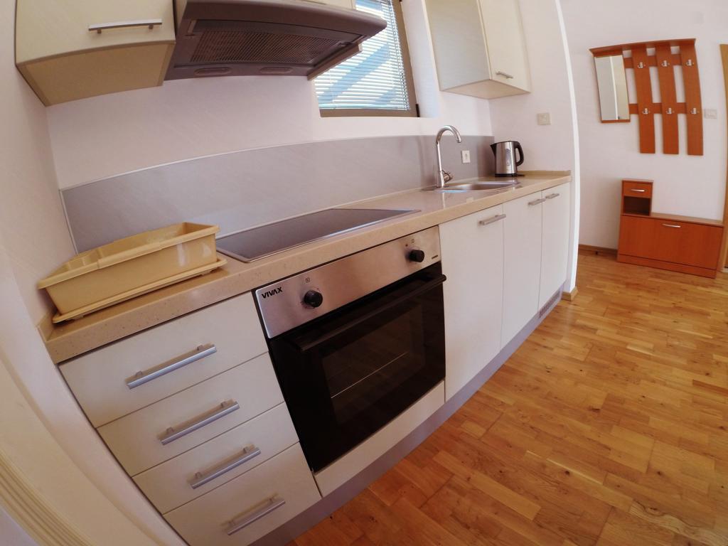 Montetrest Apartments Sveti Stefan Extérieur photo