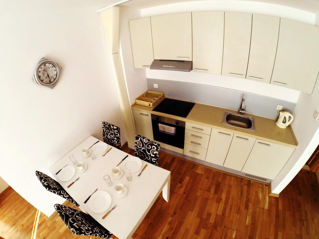 Montetrest Apartments Sveti Stefan Extérieur photo