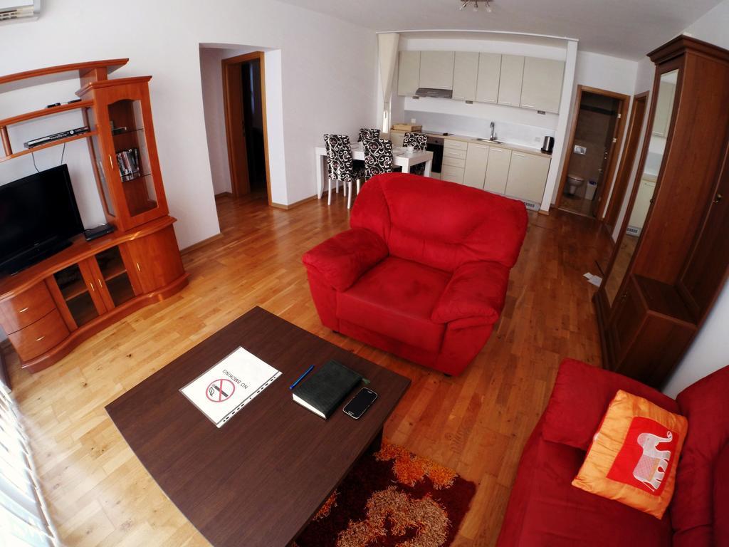 Montetrest Apartments Sveti Stefan Extérieur photo